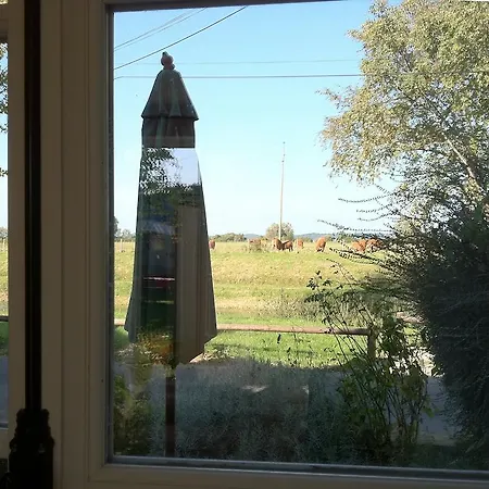 Aux Rives De Honfleur Bed & Breakfast
